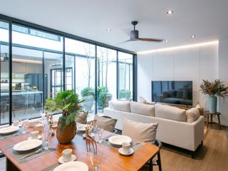 For sale 2 bedrooms townhouse in Mueang Samut Prakan, Samut Prakan