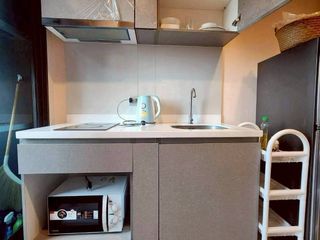 For sale and for rent 1 bed condo in Huai Khwang, Bangkok
