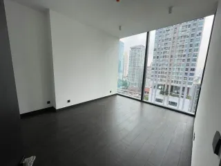 Condo en venta y en alquiler de 1 habitaciones en Sathon, Bangkok