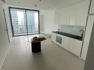 Condo en venta y en alquiler de 1 habitaciones en Sathon, Bangkok