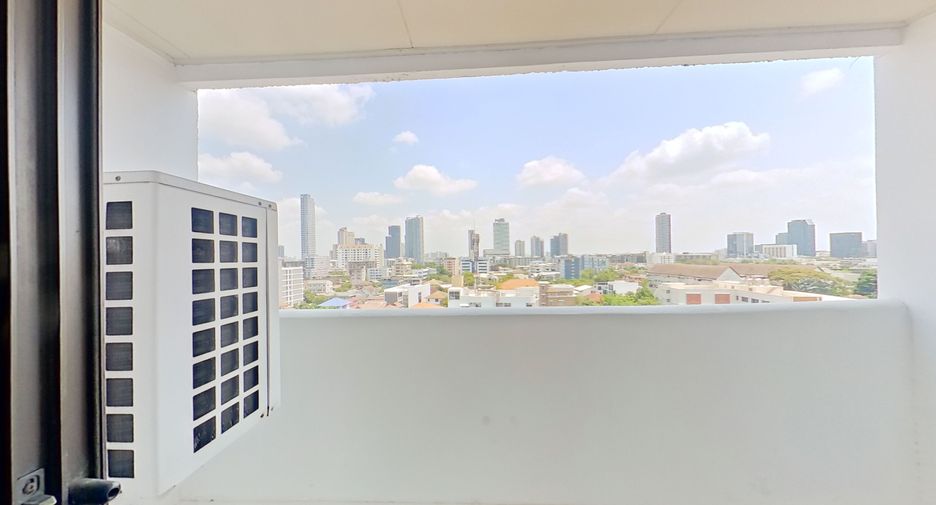 For sale and for rent 2 bedrooms condo in Phra Khanong, Bangkok