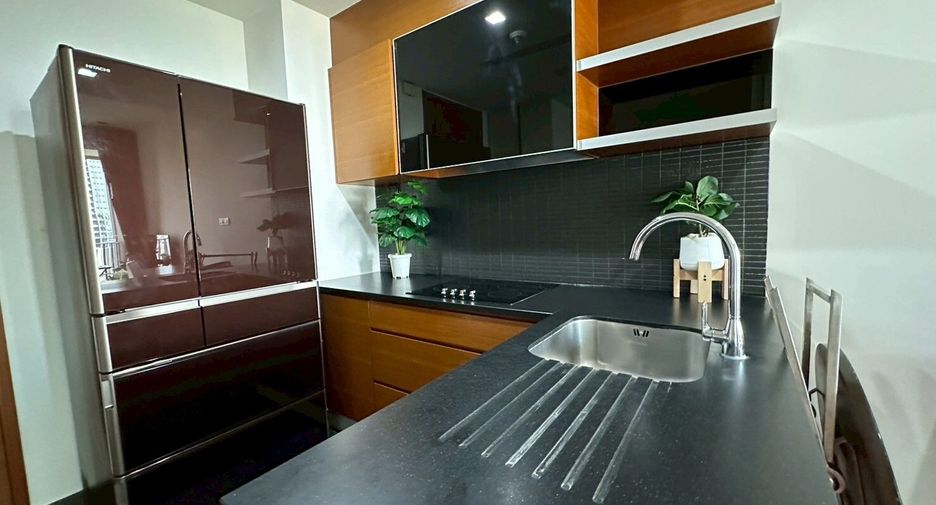 Wohnung zur Miete mit 2 Zimmer in Khlong Toei, Bangkok