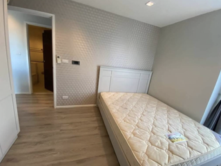 For rent 2 bedrooms condo in Mueang Samut Prakan, Samut Prakan