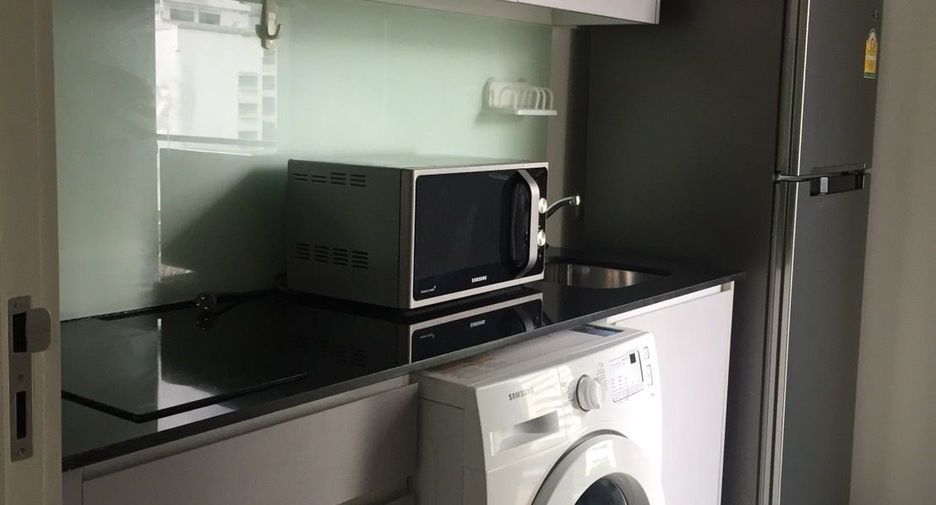For sale 1 bed condo in Watthana, Bangkok