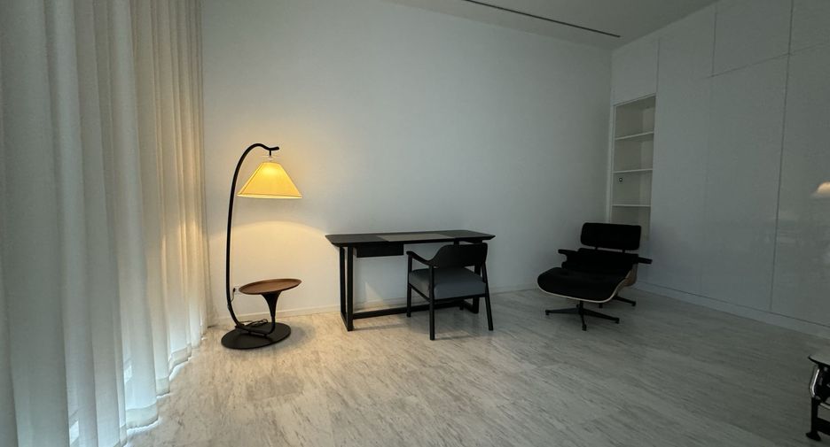 For rent 2 bedrooms condo in Bang Kho Laem, Bangkok