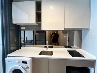 Condo en alquiler de estudio en Huai Khwang, Bangkok
