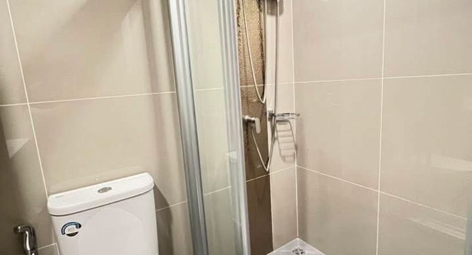 For rent studio condo in Huai Khwang, Bangkok