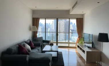 À vendre 2 chambres condo à Khlong Toei, Bangkok