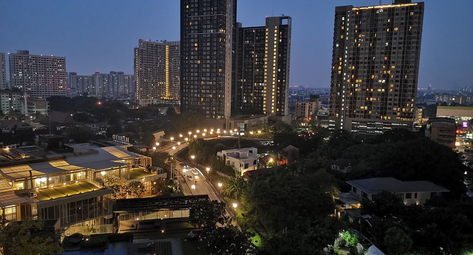 出售 和 出租 2 卧室 公寓 在 Watthana, 曼谷