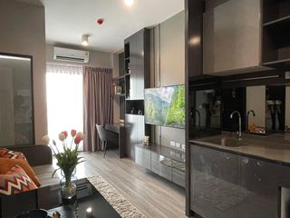Wohnung zur Miete mit 1 Zimmer in Bang Rak, Bangkok