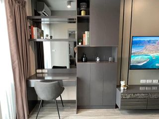 Wohnung zur Miete mit 1 Zimmer in Bang Rak, Bangkok