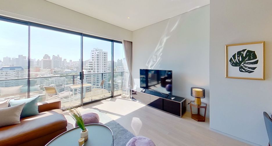 For rent 2 bedrooms condo in Watthana, Bangkok