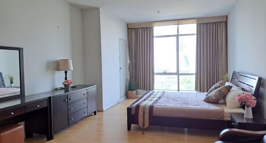 Condo en alquiler de 1 habitaciones en Sathon, Bangkok