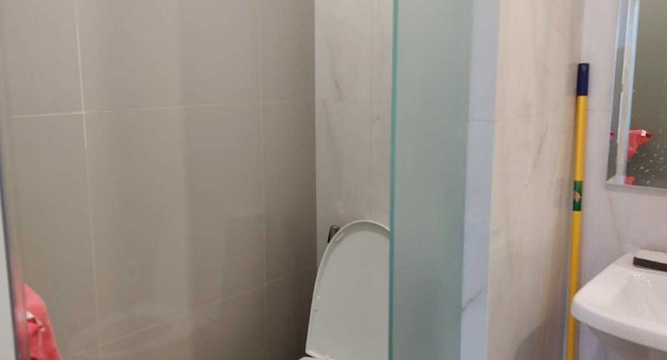 For sale 1 bed condo in Bang Phli, Samut Prakan