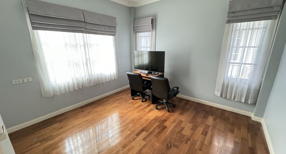 For rent 3 ベッドルーム house in Mueang Samut Prakan, Samut Prakan