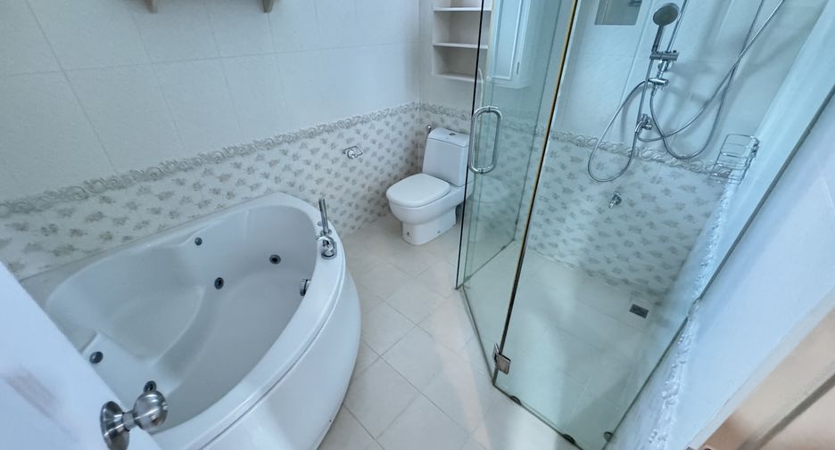 For rent 3 ベッドルーム house in Mueang Samut Prakan, Samut Prakan