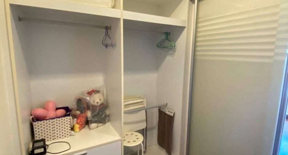 For sale 2 bedrooms condo in Khlong San, Bangkok