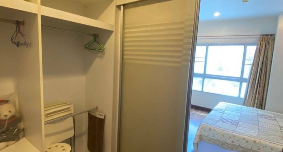 For sale 2 bedrooms condo in Khlong San, Bangkok