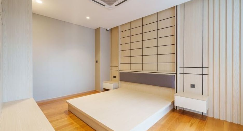 Casa en venta y en alquiler de 4 habitaciones en Prawet, Bangkok