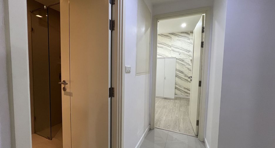 For sale and for rent 2 bedrooms condo in Yan Nawa, Bangkok