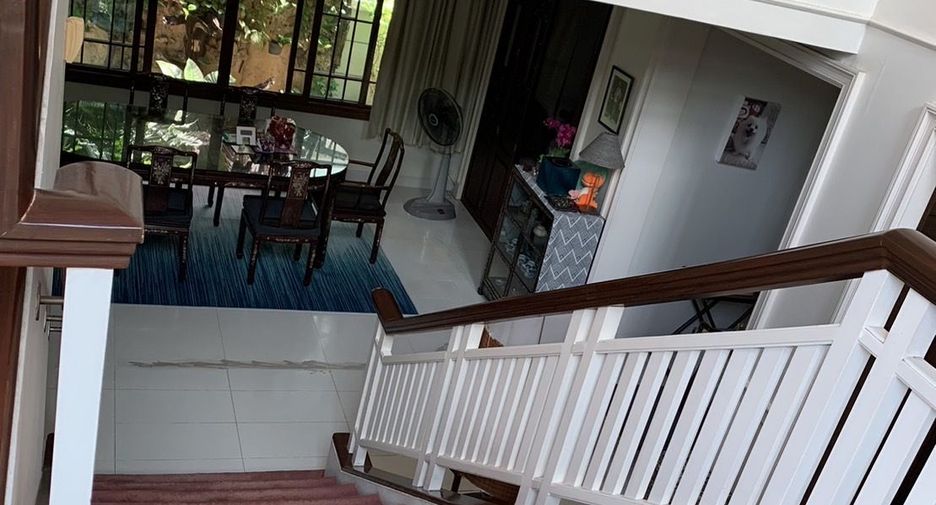 For sale 4 bedrooms house in Suan Luang, Bangkok