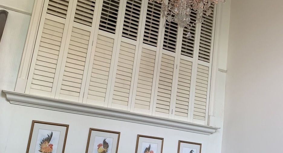 For sale 4 bedrooms house in Suan Luang, Bangkok