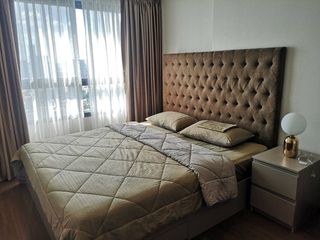 Аренда 2 спальни кондо в Пхра Кханонг, Бангкок