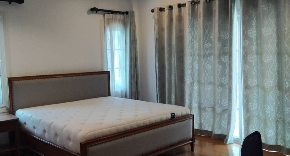 À louer 4 chambres maison à Mueang Samut Prakan, Samut Prakan