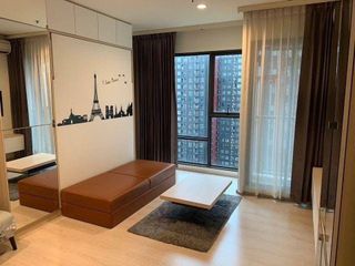 For rent studio condo in Huai Khwang, Bangkok