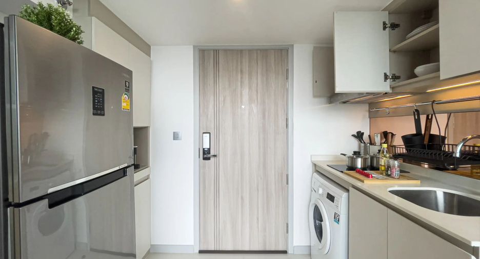 For rent 1 bed condo in Sathon, Bangkok