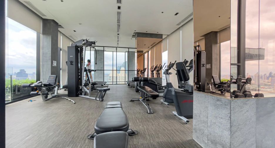 For rent 1 bed condo in Sathon, Bangkok