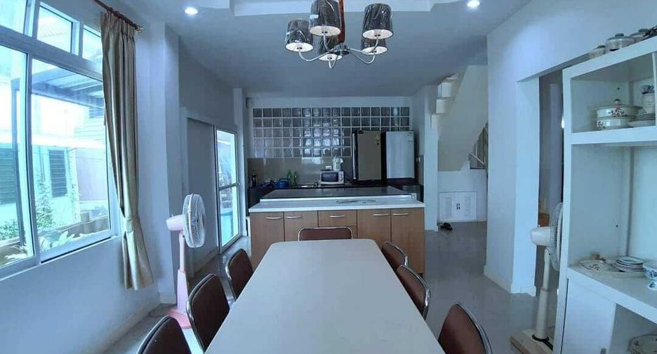 For sale 3 bedrooms house in Bang Bo, Samut Prakan