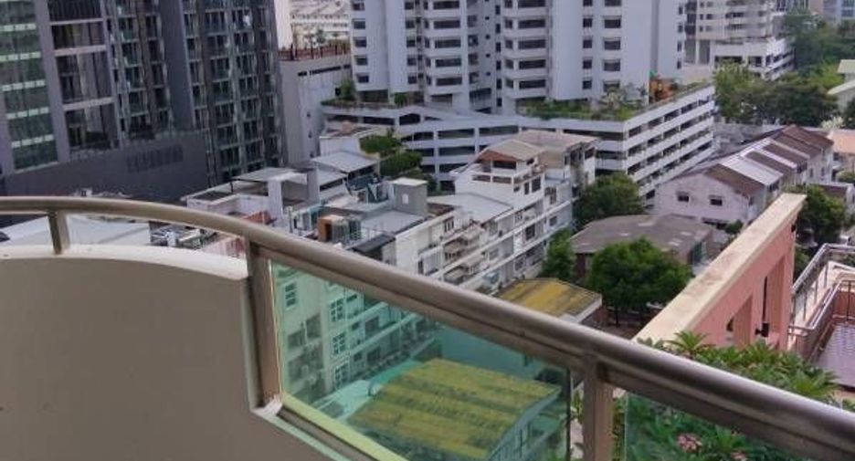 For sale そして for rent 2 ベッドルーム condo in Watthana, Bangkok