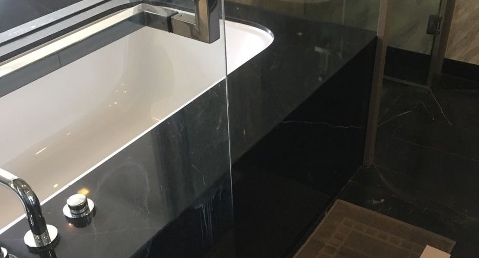 À vendre et à louer 1 chambre condo à Sathon, Bangkok