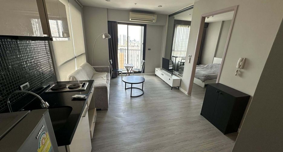 For rent 1 bed condo in Yan Nawa, Bangkok