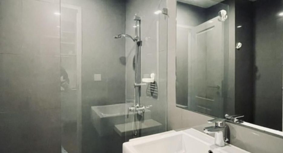 For sale and for rent 1 bed condo in Sathon, Bangkok
