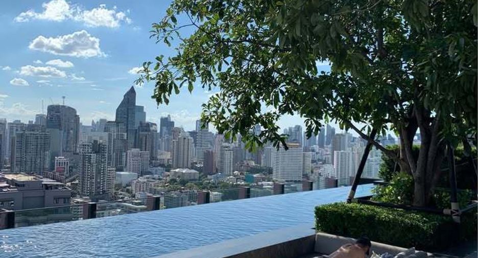 À louer 1 chambre condo à Khlong Toei, Bangkok