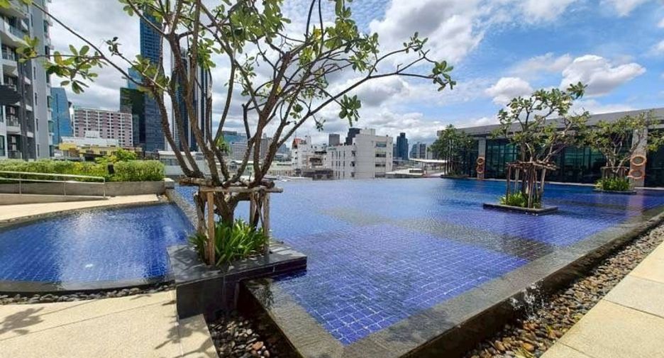 For rent 1 bed condo in Ratchathewi, Bangkok