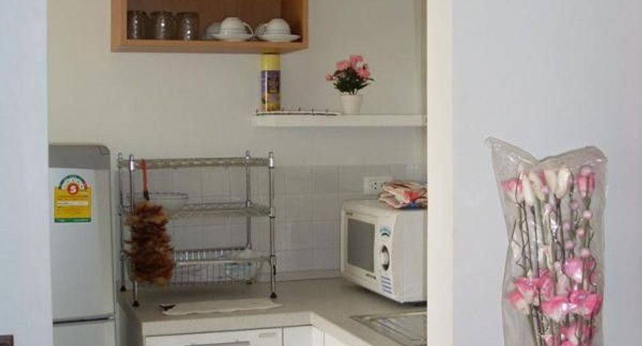 For sale 1 bed condo in Khlong Toei, Bangkok