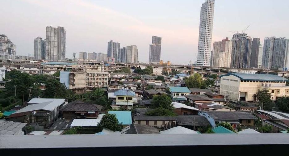 À vendre 1 chambre condo à Khlong Toei, Bangkok