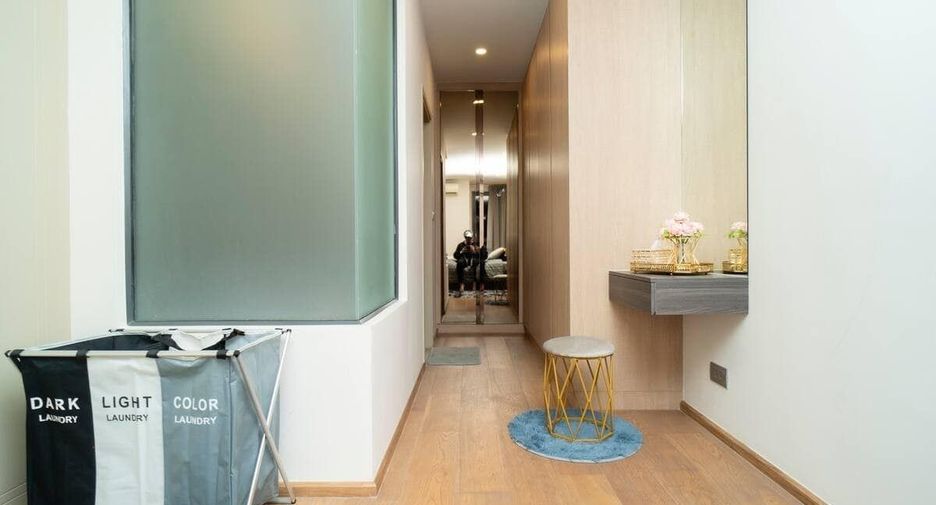 For rent 1 bed condo in Pathum Wan, Bangkok