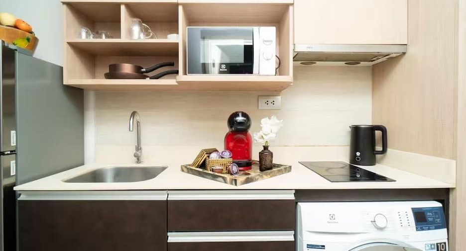 For rent 1 bed condo in Pathum Wan, Bangkok