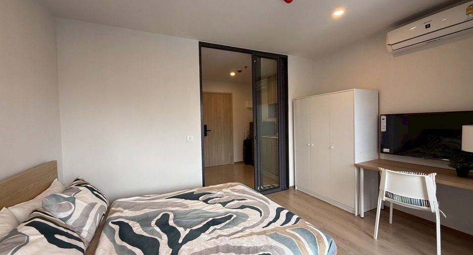 For rent studio condo in Khlong Toei, Bangkok