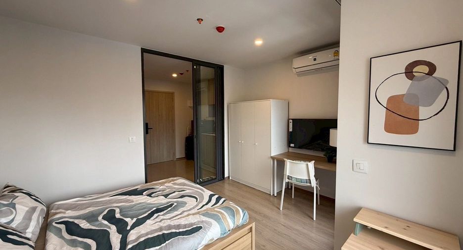 For rent studio condo in Khlong Toei, Bangkok