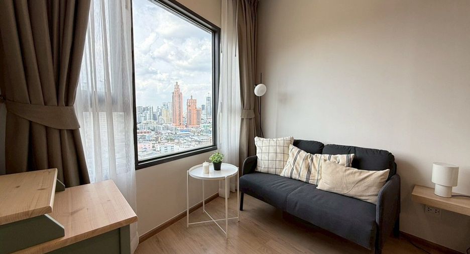 For rent studio condo in Khlong Toei, Bangkok