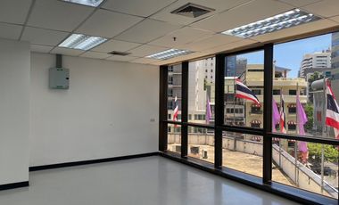 For rent office in Watthana, Bangkok