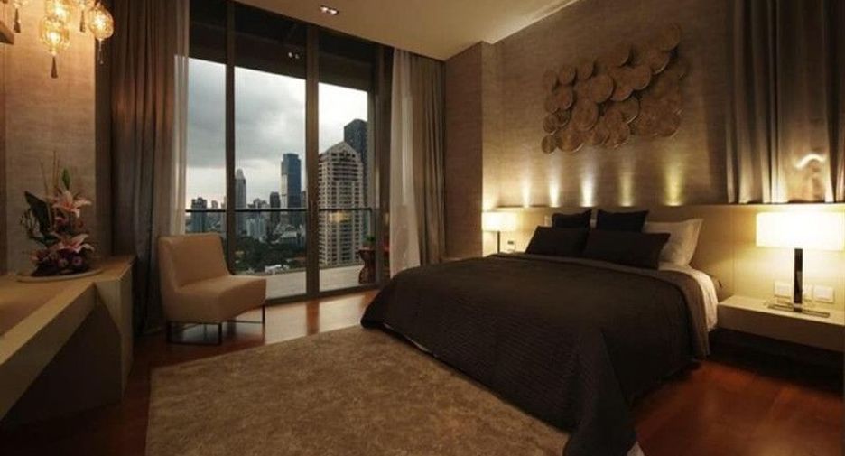 For rent 2 bedrooms condo in Sathon, Bangkok
