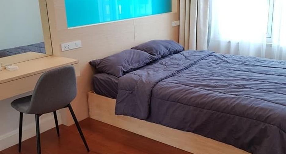 For rent 2 ベッドルーム condo in Pathum Wan, Bangkok