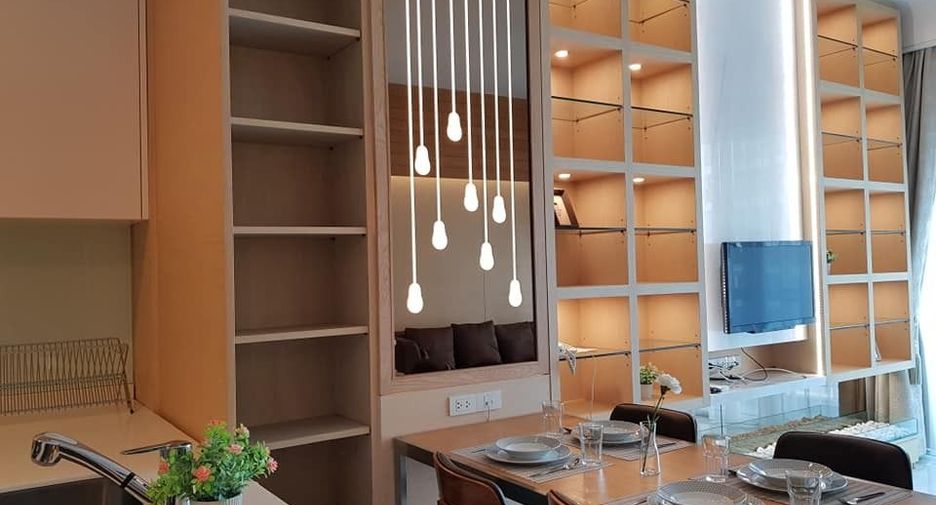 For rent 2 ベッドルーム condo in Pathum Wan, Bangkok