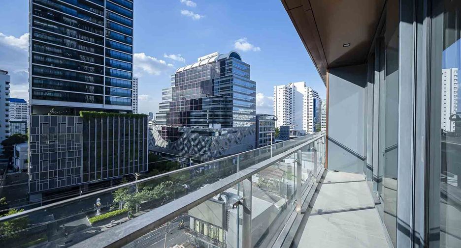 For rent and for sale 1 bed condo in Watthana, Bangkok